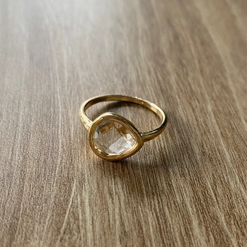 Elegant Gold Toned Ring with Clear Stone accent - Picture 3 of 6